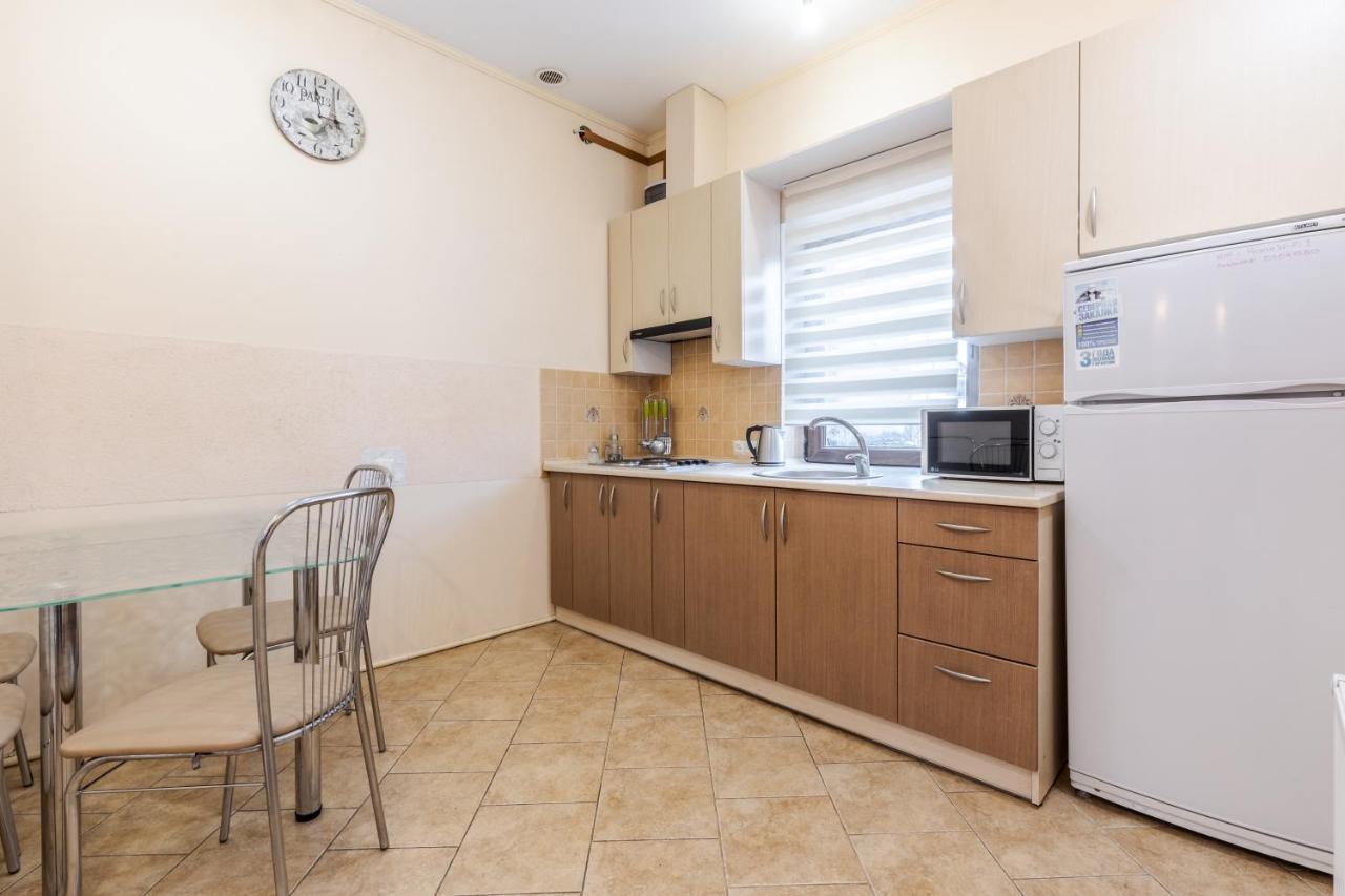 Mangal And Terrace In Center Apartment Lviv Luaran gambar