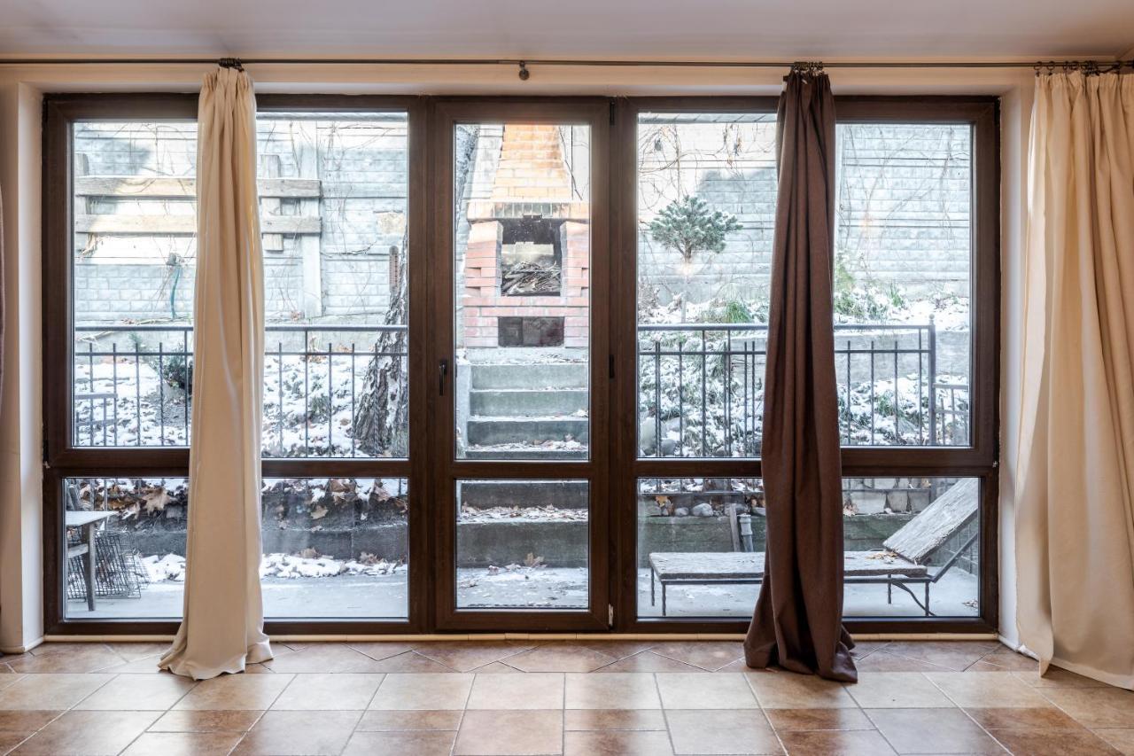 Mangal And Terrace In Center Apartment Lviv Luaran gambar