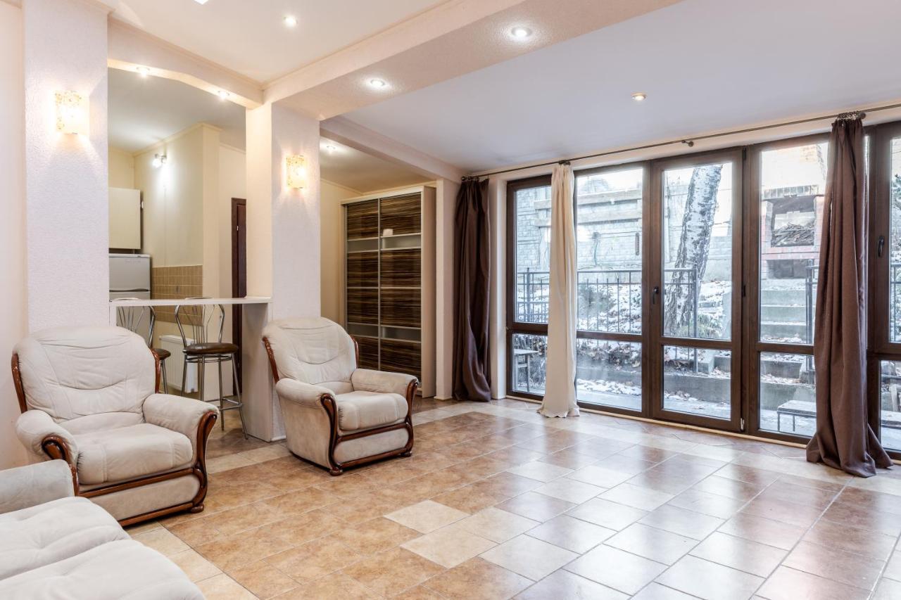 Mangal And Terrace In Center Apartment Lviv Luaran gambar