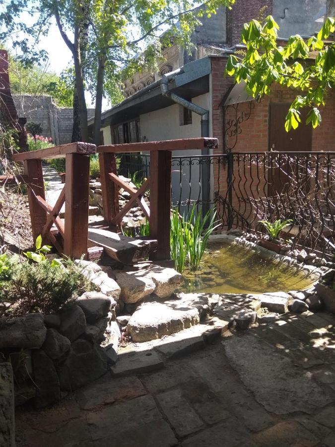 Mangal And Terrace In Center Apartment Lviv Luaran gambar