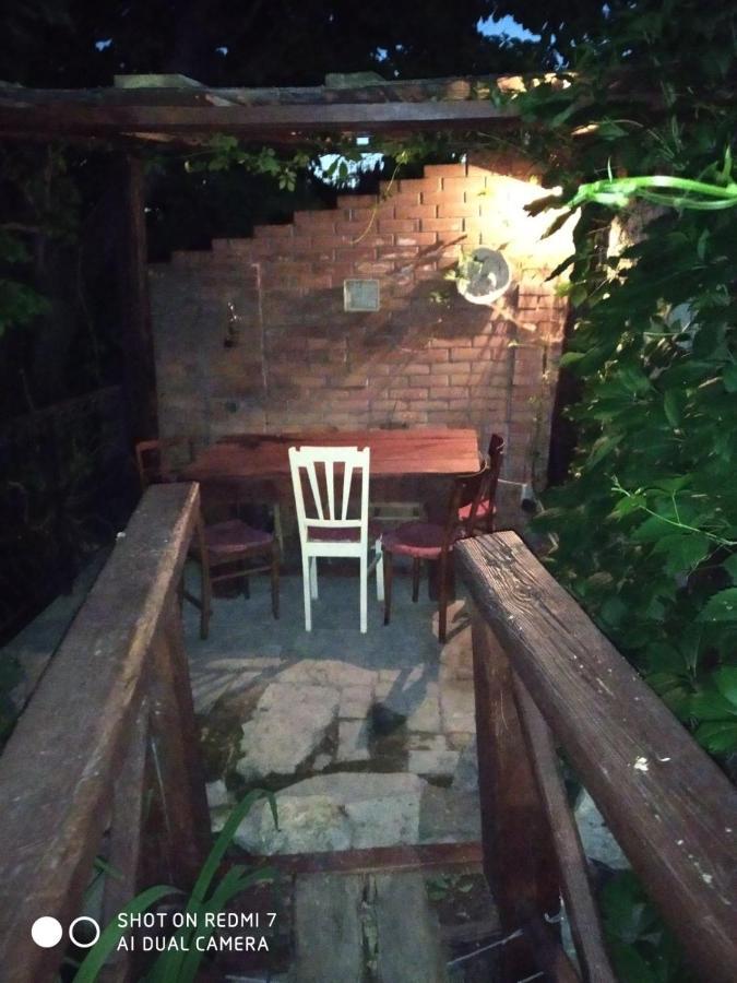 Mangal And Terrace In Center Apartment Lviv Luaran gambar